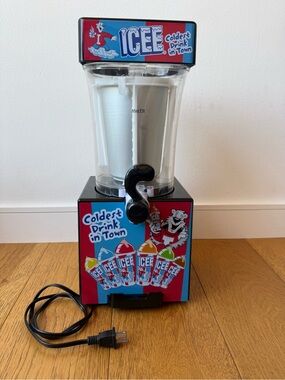 ICEE Slushie Machine * Fizz Creations * Home Countertop * 34oz